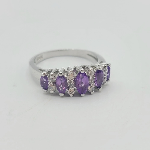 Sterling Silver Purple Marquise Amethyst Simulated Diamond Ring, Size 5.25 - Picture 3 of 8